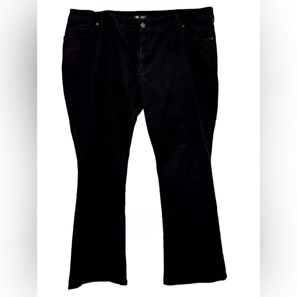 Lee Women’s Plus 26W Flex Motion Bootcut Black Jeans Mid Rise Regular Fit - Picture 2 of 9